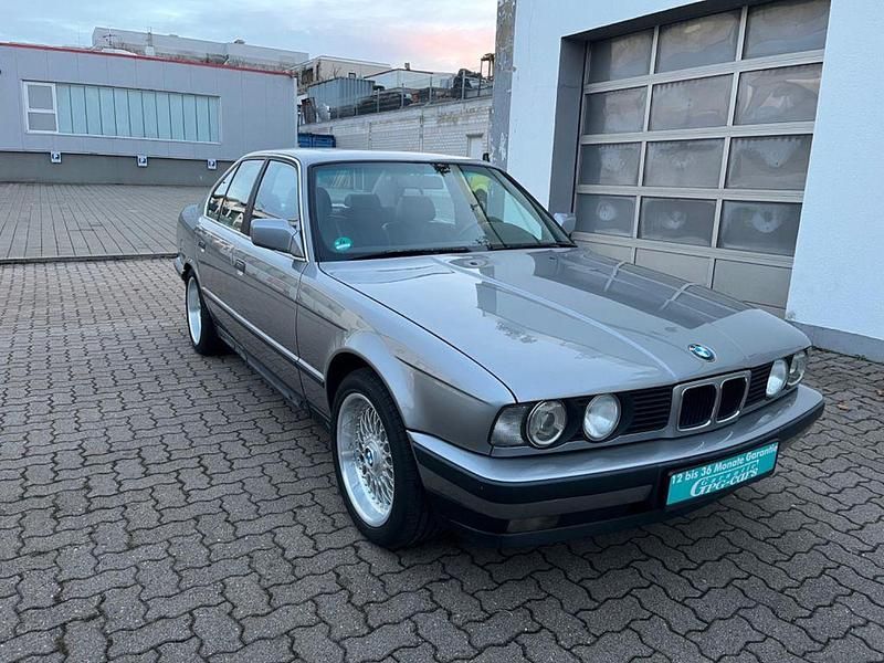 Gebraucht BMW 535 211 PS (155 kW) 1989 Grau Limousine