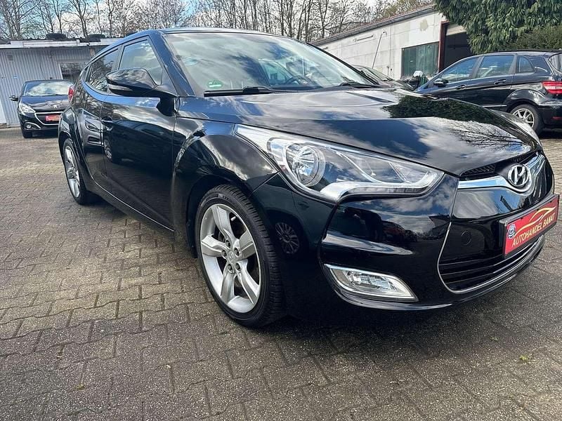 Gebraucht Hyundai Veloster Style 140 PS (102 kW) 2012 Phantom black Kleinwagen