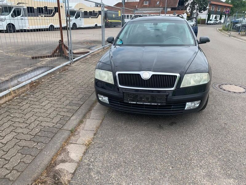 Schwarz Gebraucht 2007 Skoda Octavia Elegance Kombi | 1.499 € (Guter Preis) - Bild 1/4