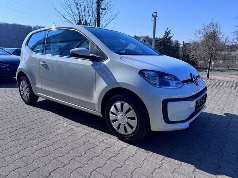 Second-hand VW up! 65 CP (47 kW) 2021 Alb Hatchback