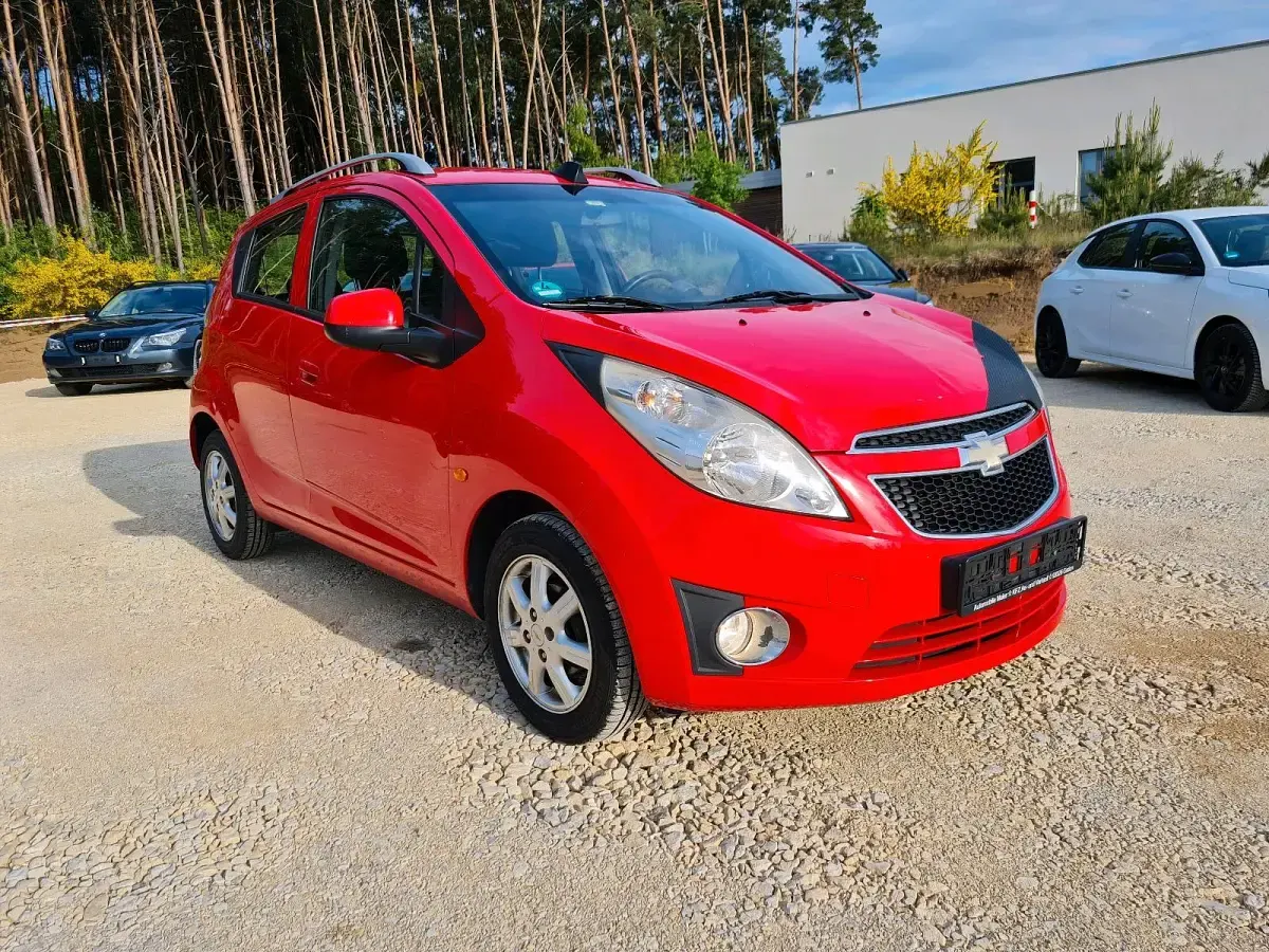 Gebraucht Chevrolet Spark 68 PS (50 kW) 2010 Rot Kleinwagen
