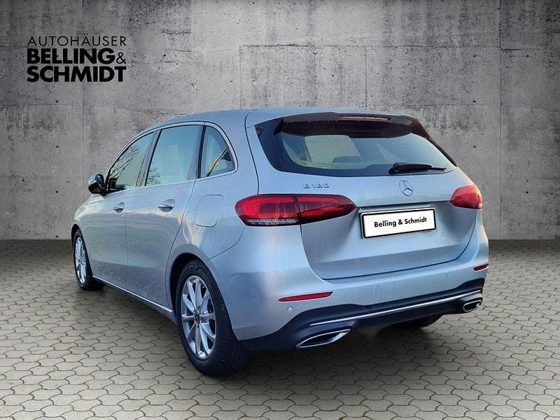 Gebraucht Mercedes B180 Progressive 136 PS (100 kW) 2020 Silber Van / Kleinbus