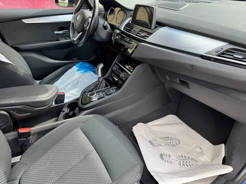 Gebraucht BMW 218 140 PS (102 kW) 2019 Blau Kombi