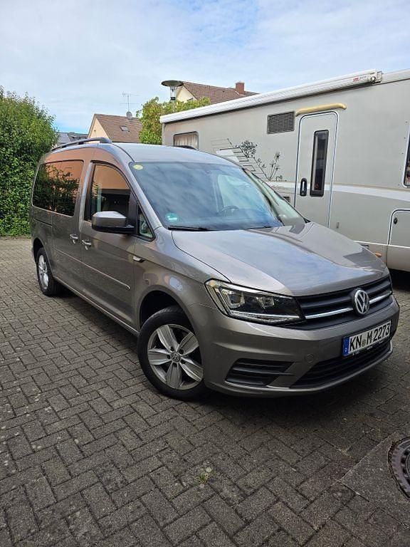 Beige Gebraucht 2017 VW Caddy Maxi Beach Van / Kleinbus | 16.400 € (Fairer Preis) - Bild 1/4