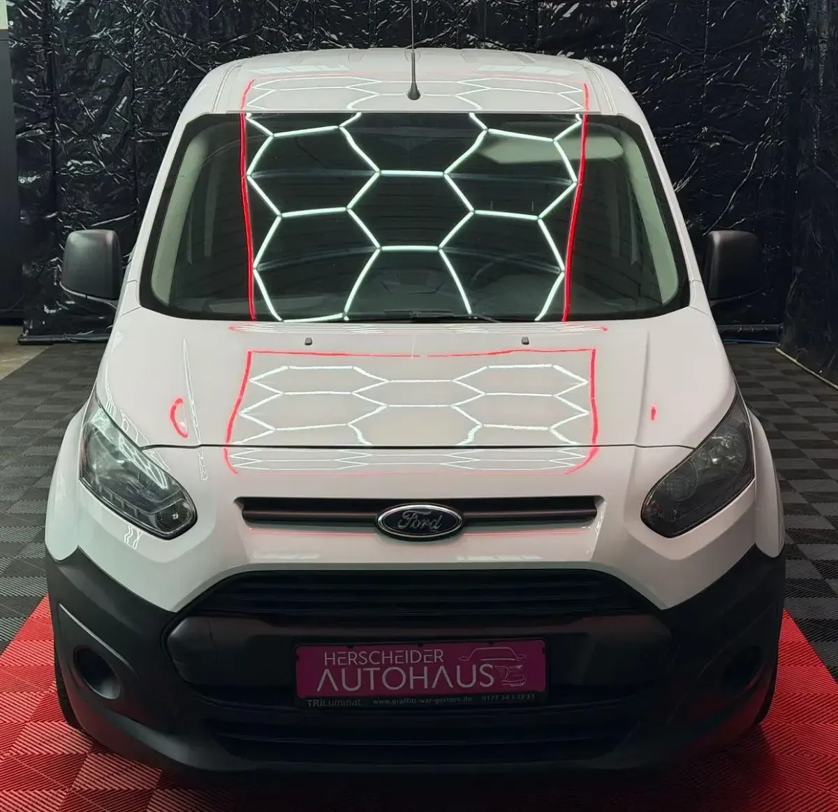 Używany Ford Transit Connect 75 KM (55 kW) 2014 Biały Minivan