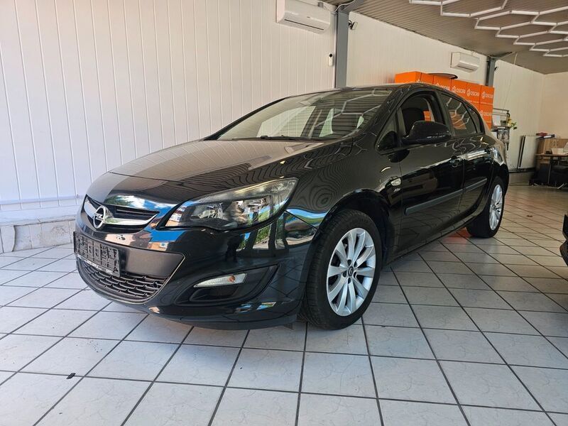 Schwarz Gebraucht 2013 Opel Astra Active Limousine | 4.990 € (Fairer Preis) - Bild 1/4