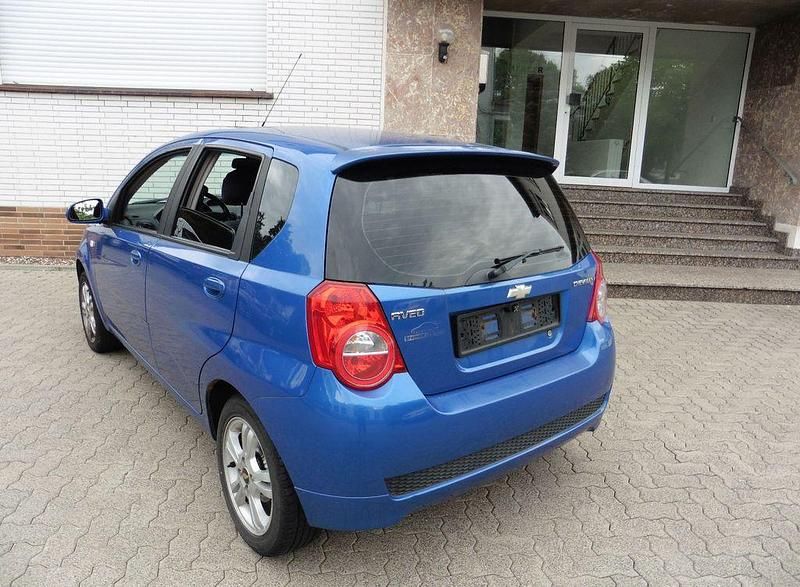 Gebraucht Chevrolet Aveo LT 101 PS (74 kW) 2008 Blau Kleinwagen
