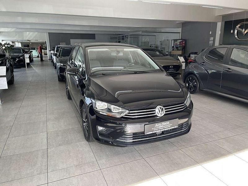 Deep black perleffekt Gebraucht 2016 VW Golf Sportsvan Allstar Van / Kleinbus | 14.990 € (Fairer Preis) - Bild 1/4