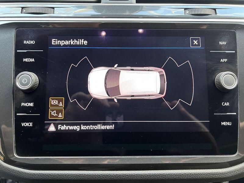 Gebraucht VW Tiguan 150 PS (110 kW) 2023 Schwarz SUV