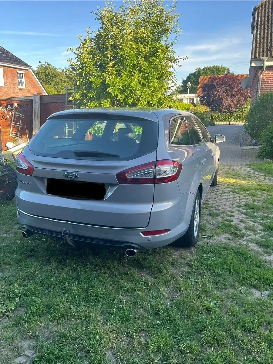 Gebraucht Ford Mondeo 200 PS (147 kW) 2011 Grau Kombi