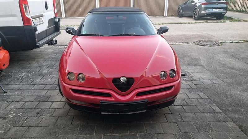 Rot Gebraucht 1997 Alfa Romeo Spider Cabrio | 3.490 € (Superpreis) - Bild 1/4