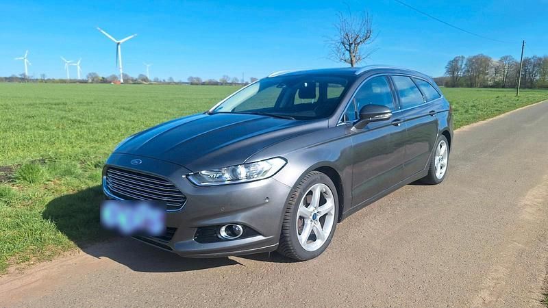 Gebraucht Ford Mondeo 150 PS (110 kW) 2015 Grau Kombi