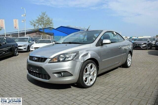Gebraucht Ford Focus Titanium 146 PS (107 kW) 2009 Andere farbe Cabrio