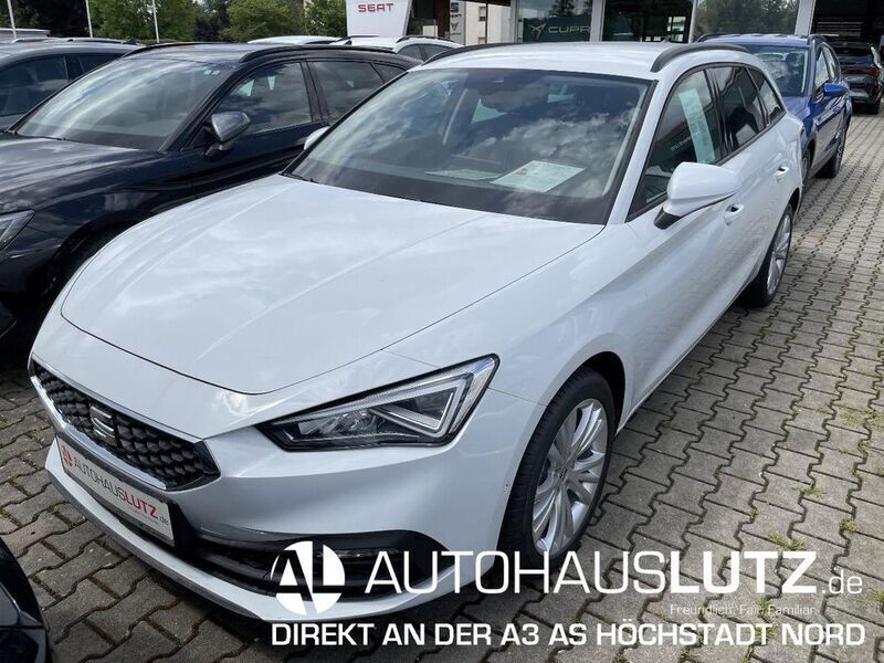 Weiß Gebraucht 2024 Seat Leon Style Limousine | 29.953 € (Guter Preis) - Bild 1/4