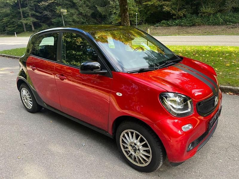 Rot Gebraucht 2016 Smart ForFour Passion Kleinwagen | 5.400 € (Guter Preis) - Bild 1/4