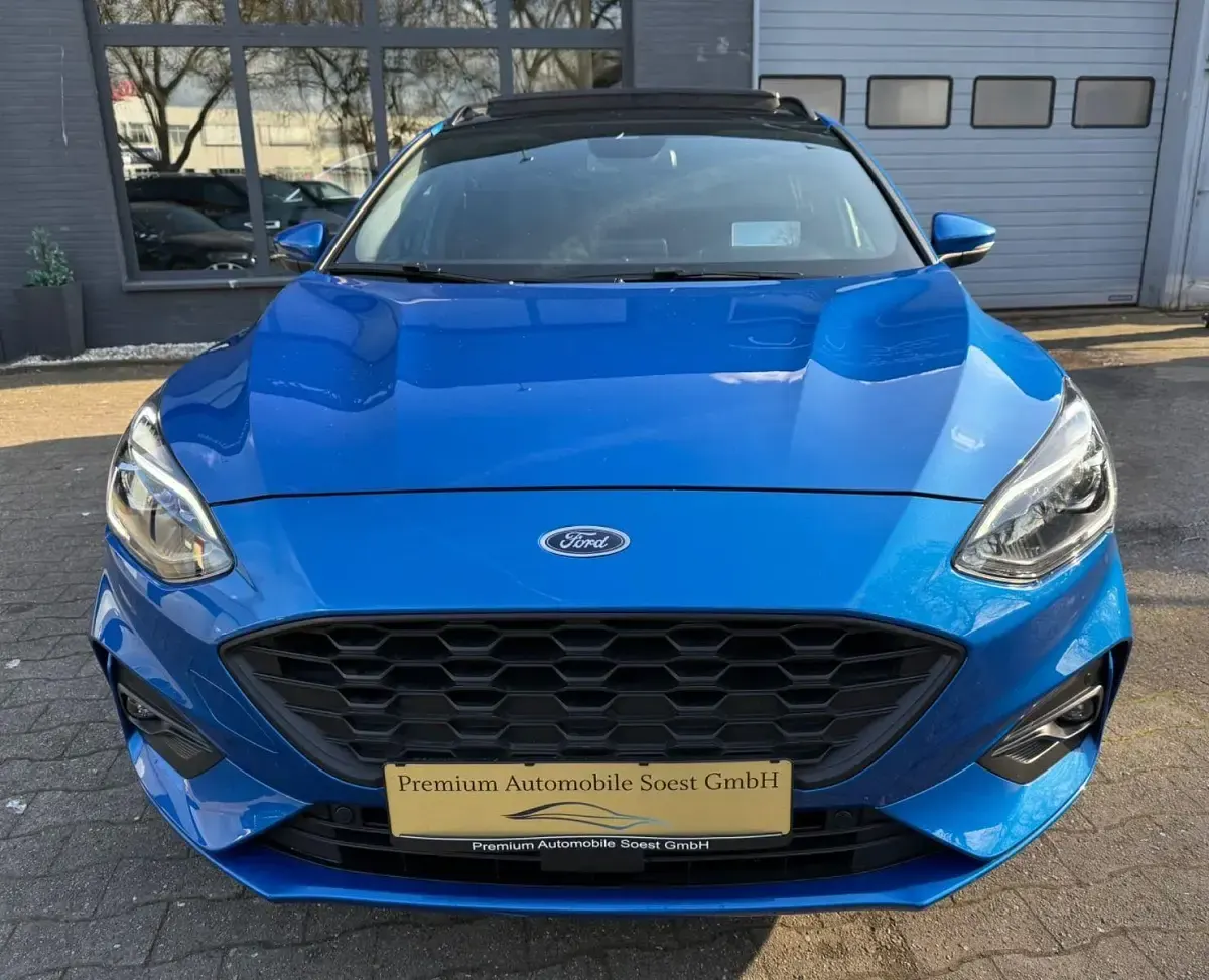 Gebraucht Ford Focus ST-Line 182 PS (133 kW) 2020 Blau Limousine