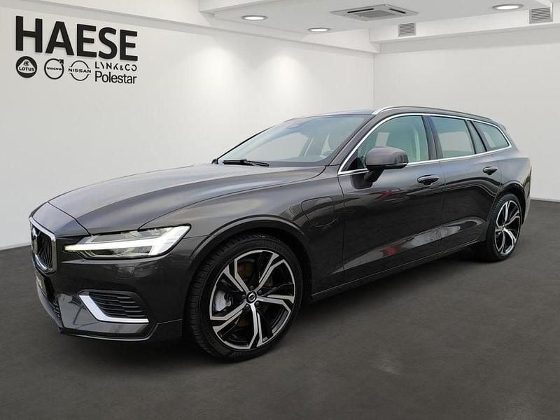 Gebraucht Volvo V60 Plus 398 PS (292 kW) 2022 Braun Kombi