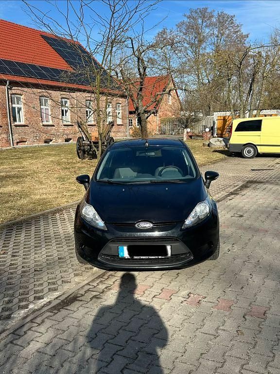 Gebraucht Ford Fiesta 82 PS (60 kW) 2008 Schwarz Kleinwagen