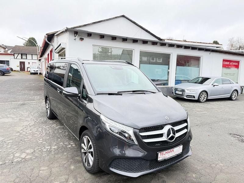 Gebraucht Mercedes V300 239 PS (175 kW) 2019 Grau Van / Kleinbus