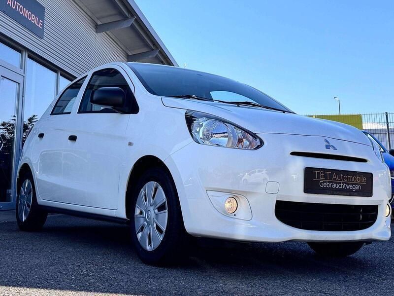 Weiß Gebraucht 2015 Mitsubishi Space Star Diamant Edition Kleinwagen | 6.490 € (Etwas zu teuer) - Bild 1/4
