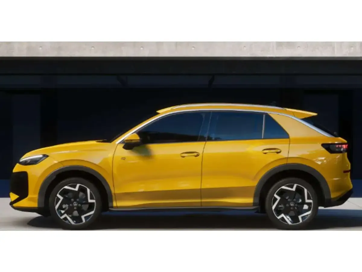 Neu VW T-Roc R-line 150 PS (110 kW) 2026 Gold SUV