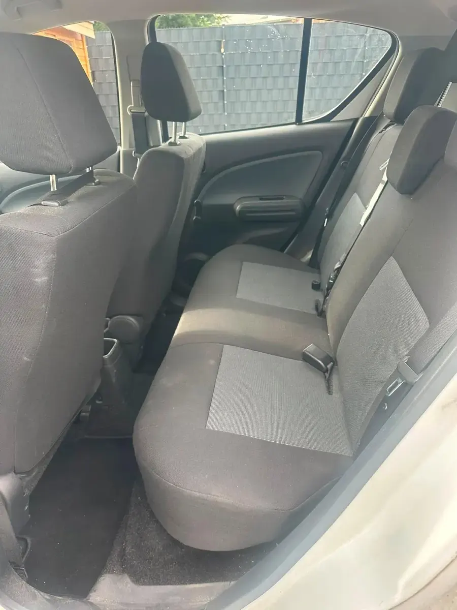 Gebraucht Suzuki Splash 65 PS (47 kW) 2009 Weiß Kleinwagen