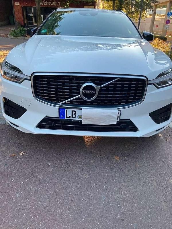 Gebraucht 2020 Volvo XC60 R-Design SUV | 34.900 € (Etwas zu teuer) - Bild 1/4