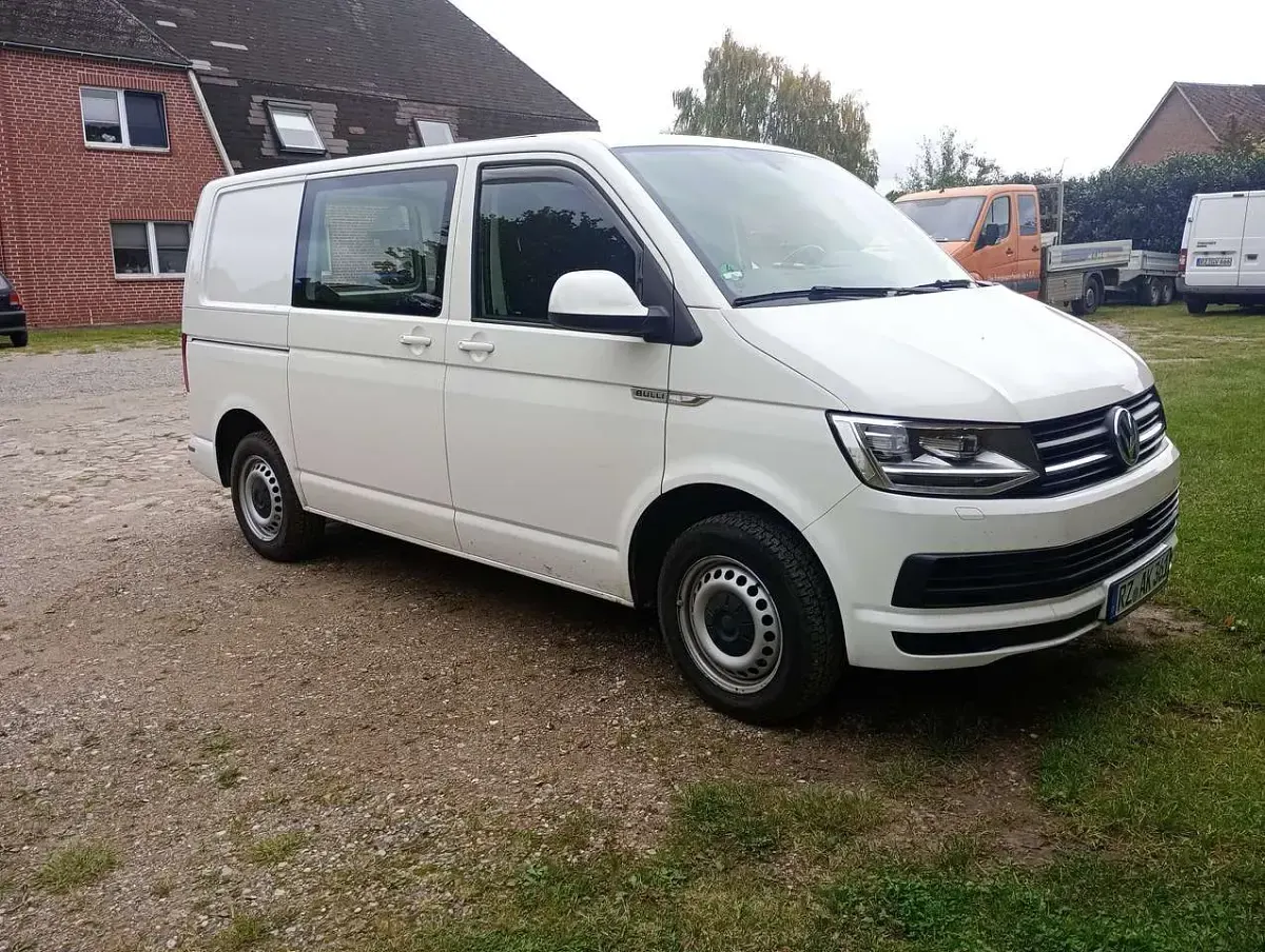 Gebraucht VW Transporter 150 PS (110 kW) 2019 Weiß Van
