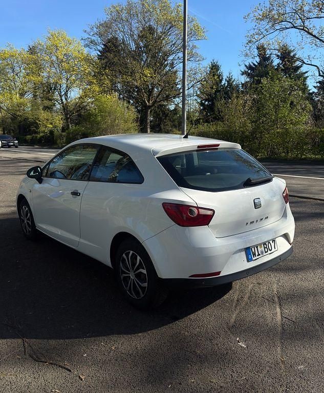 Second-hand Seat Ibiza 75 CP (55 kW) 2011 Alb Hatchback