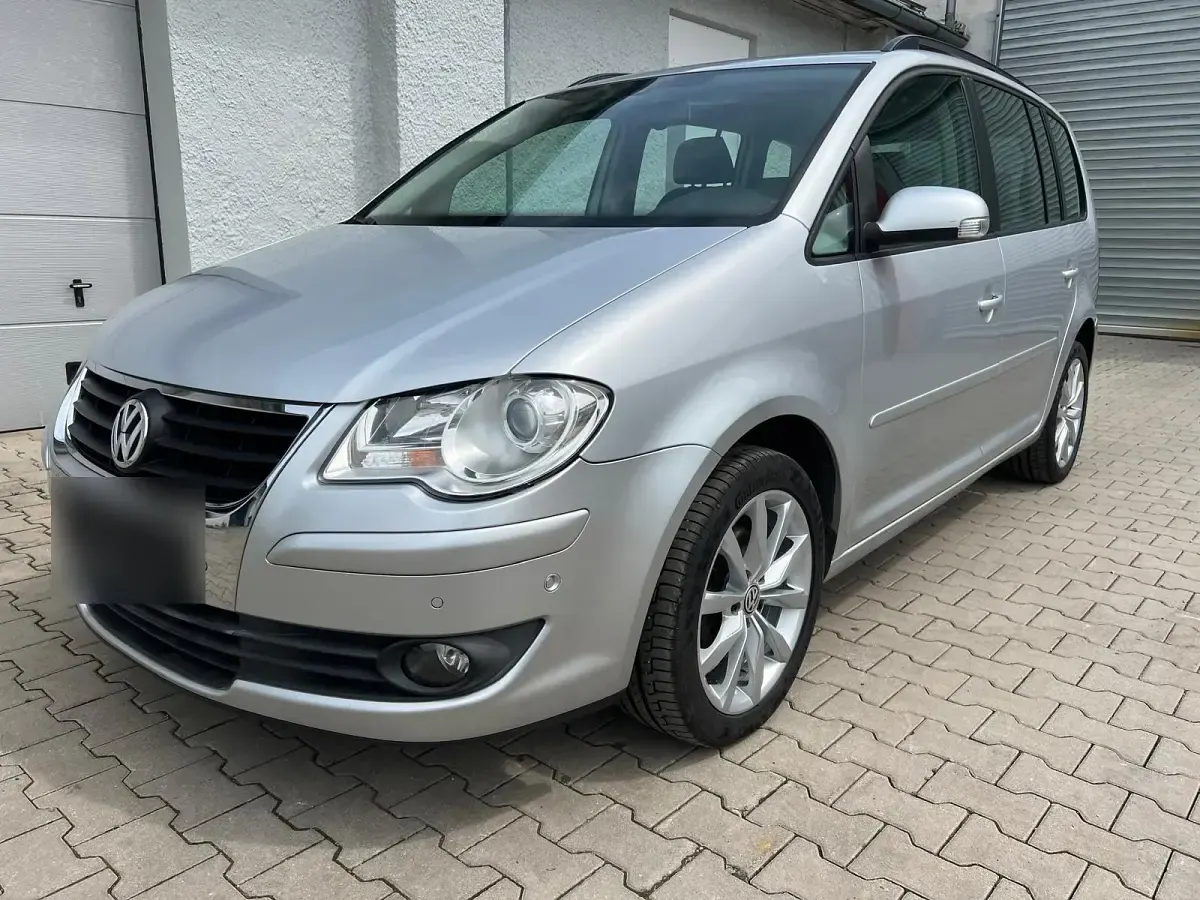 Gebraucht VW Touran 140 PS (102 kW) 2009 Grau Van / Kleinbus