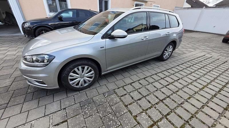 Gebraucht VW Golf VII Join 150 PS (110 kW) 2019 Grau Kombi