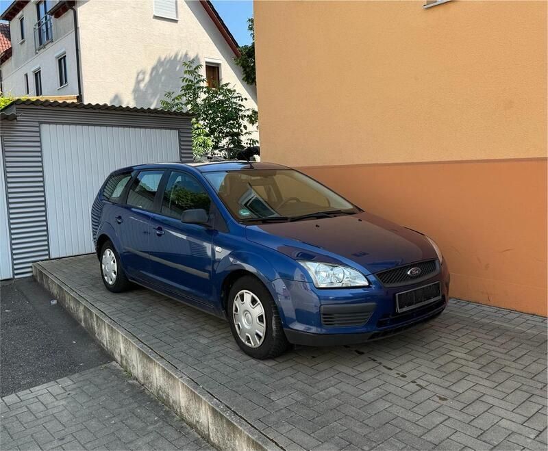 Blau Gebraucht 2007 Ford Focus Kombi | 1.399 € (Superpreis) - Bild 1/4