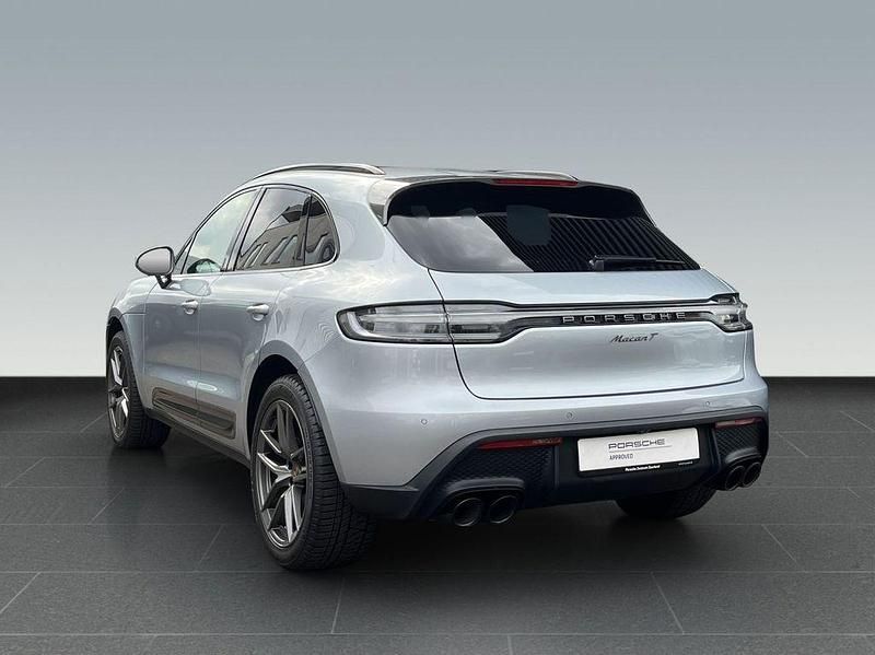 Gebraucht Porsche Macan 265 PS (194 kW) 2023 Dolomitsilbermetallic (metallic) SUV