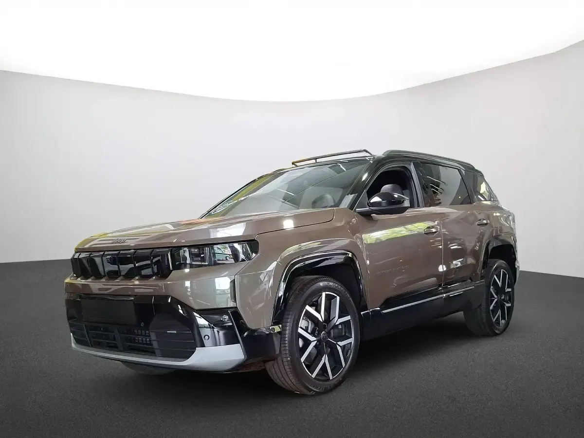 Second-hand Jeep Compass 156 kW (213 CP) 2026 Verde SUV