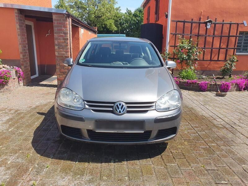 Grau Gebraucht 2005 VW Golf V Comfortline Limousine | 1.700 € (Guter Preis) - Bild 1/4