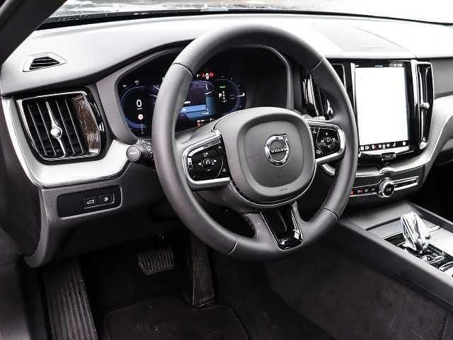 Gebraucht Volvo XC60 Plus 455 PS (334 kW) 2024 Onyx black / metallic SUV