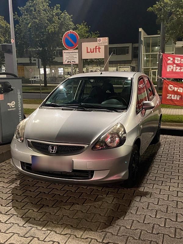 Gebraucht Honda Jazz 78 PS (57 kW) 2005 Grau Kleinwagen