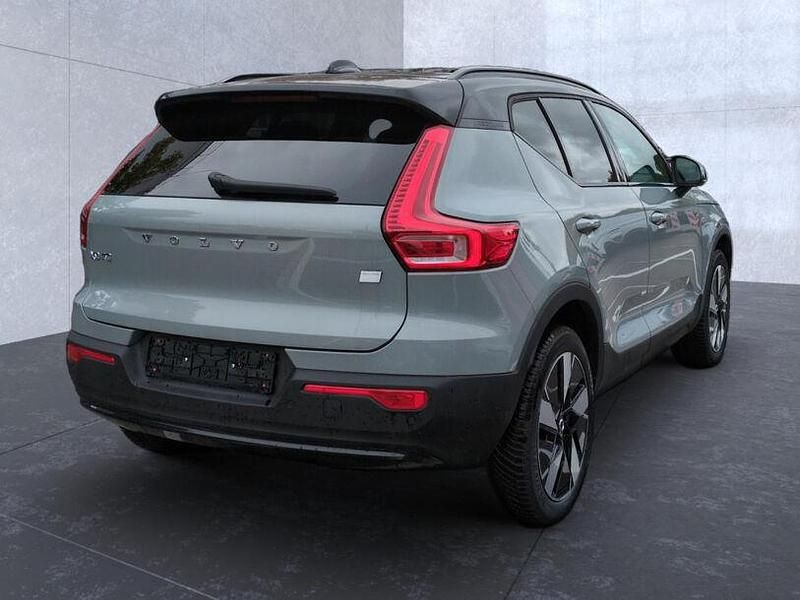 Gebraucht Volvo XC40 Plus 185 kW (252 PS) 2025 Grau SUV