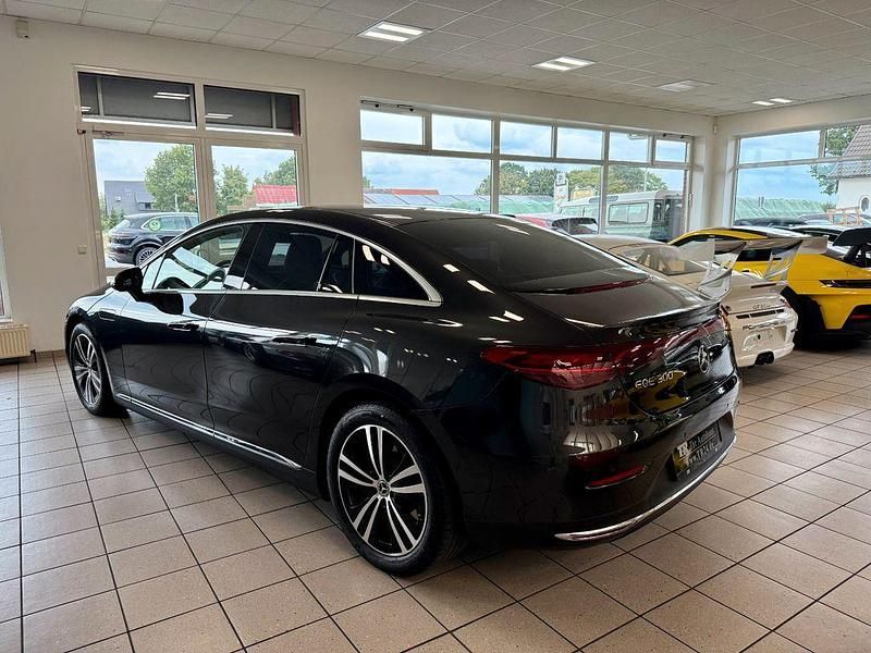 Gebraucht Mercedes EQE300 Advanced 180 kW (245 PS) 2022 Graphitgrau Limousine