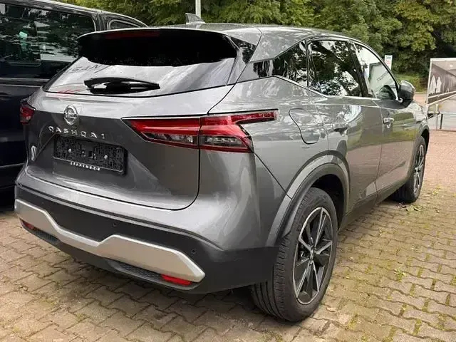 Gebraucht Nissan Qashqai Tekna 158 PS (116 kW) 2022 Grau SUV