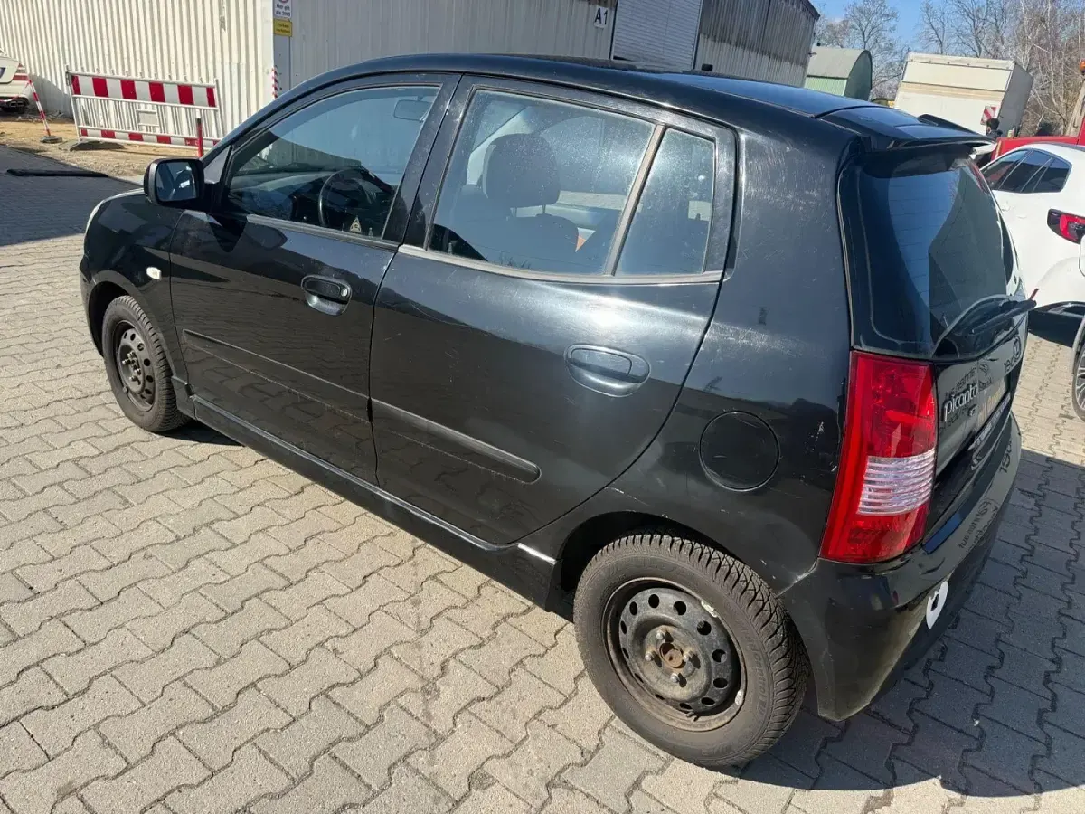 Używany Kia Picanto EX 65 KM (47 kW) 2004 Czarny Hatchback