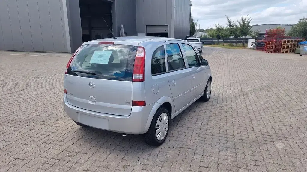 Gebraucht Opel Meriva 101 PS (74 kW) 2005 Silber Van / Kleinbus