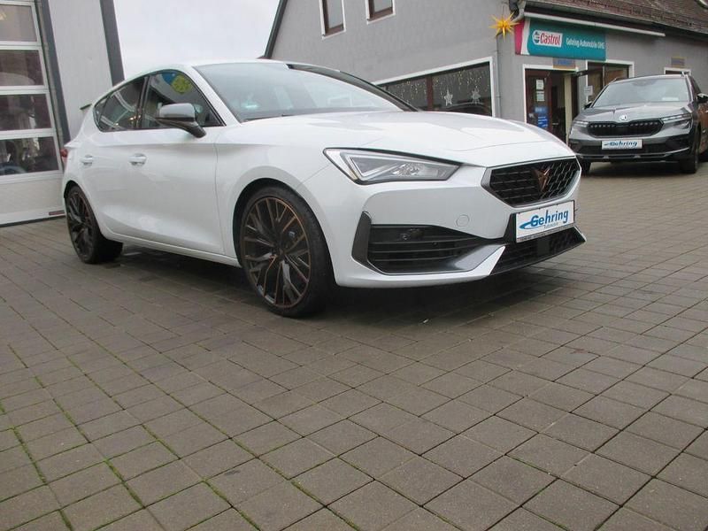 Gebraucht Cupra Leon VZ 300 PS (220 kW) 2022 Weiß Limousine