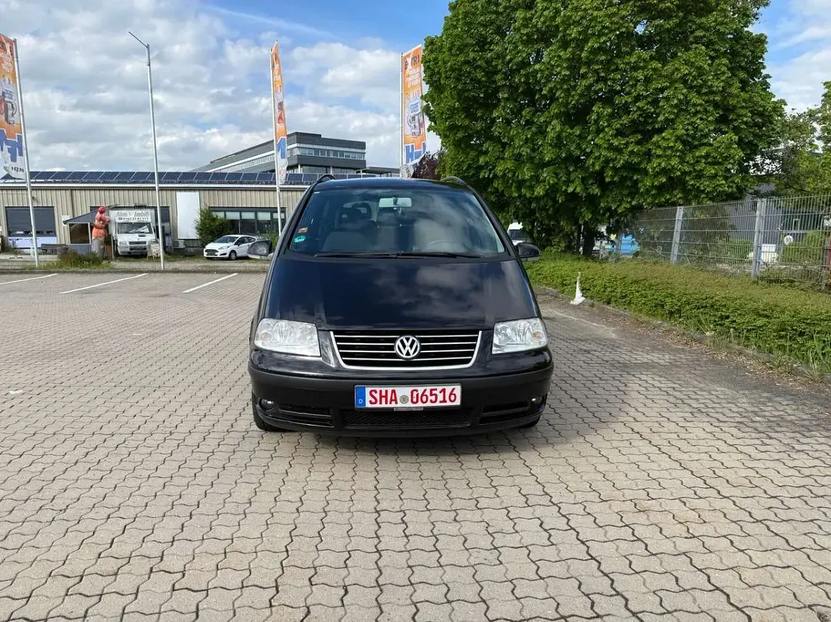 Gebraucht VW Sharan 140 PS (102 kW) 2008 Deep black perleffekt Van / Kleinbus