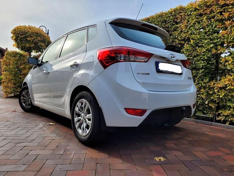 Gebraucht Hyundai ix20 YES! 90 PS (66 kW) 2017 Weiß Kleinwagen