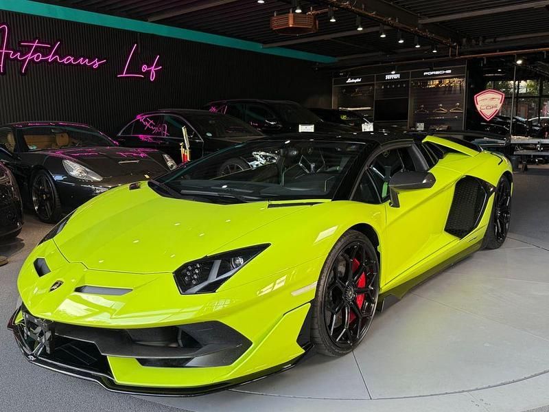 Grün Gebraucht 2021 Lamborghini Aventador Cabrio | 699.900 € (Fairer Preis) - Bild 1/4