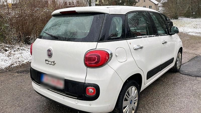 Gebraucht Fiat 500L 95 PS (69 kW) 2012 Weiß Van / Kleinbus