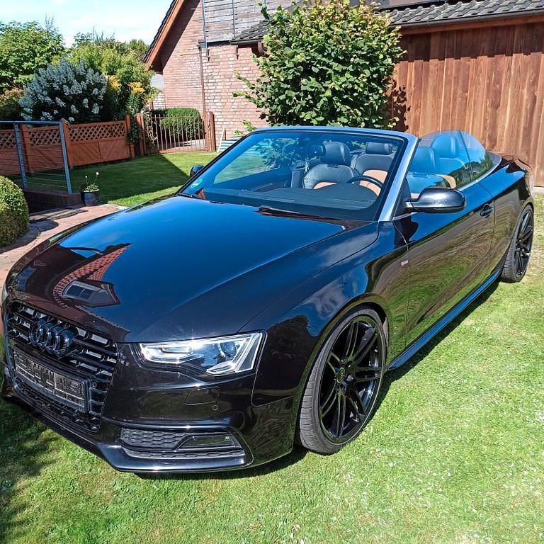 Schwarz Gebraucht 2014 Audi A5 Cabriolet Ambiente Cabrio | 21.999 € (Teuer) - Bild 1/4