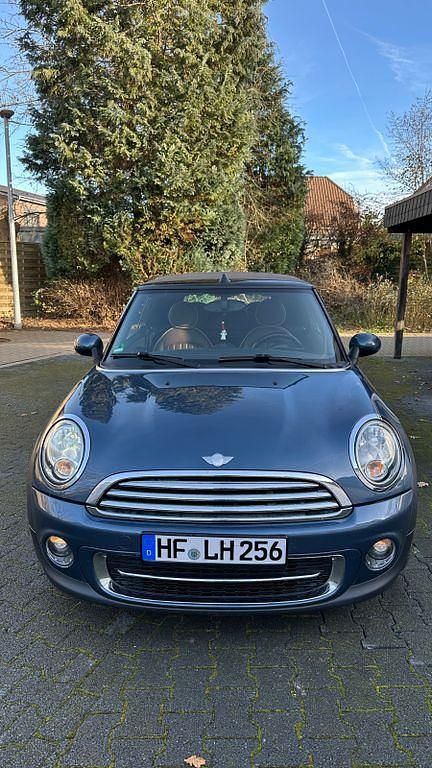Blau Gebraucht 2011 Mini Cooper D Kleinwagen | 10.199 € - Bild 1/4