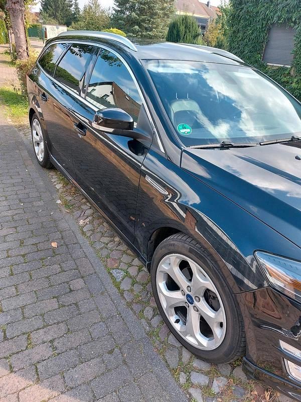 Gebraucht Ford Mondeo Titanium S 203 PS (149 kW) 2012 Schwarz Kombi
